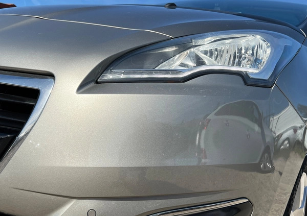 Peugeot 5008 cena 39900 przebieg: 213000, rok produkcji 2016 z Namysłów małe 667